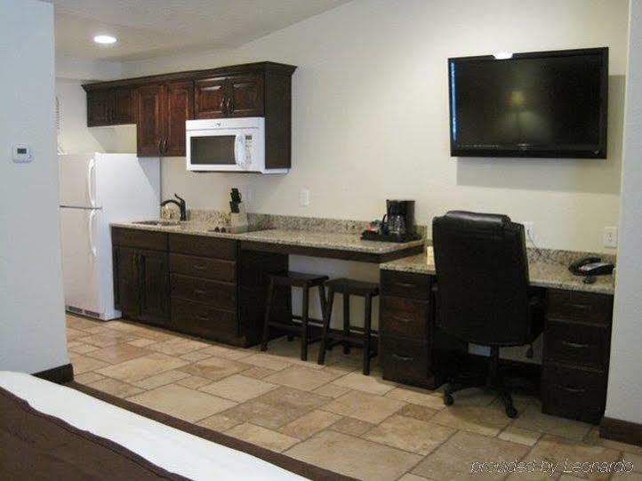 Winterton Suites Уиллистон Экстерьер фото