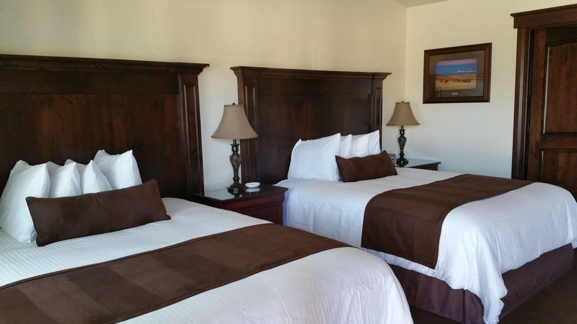 Winterton Suites Уиллистон Экстерьер фото