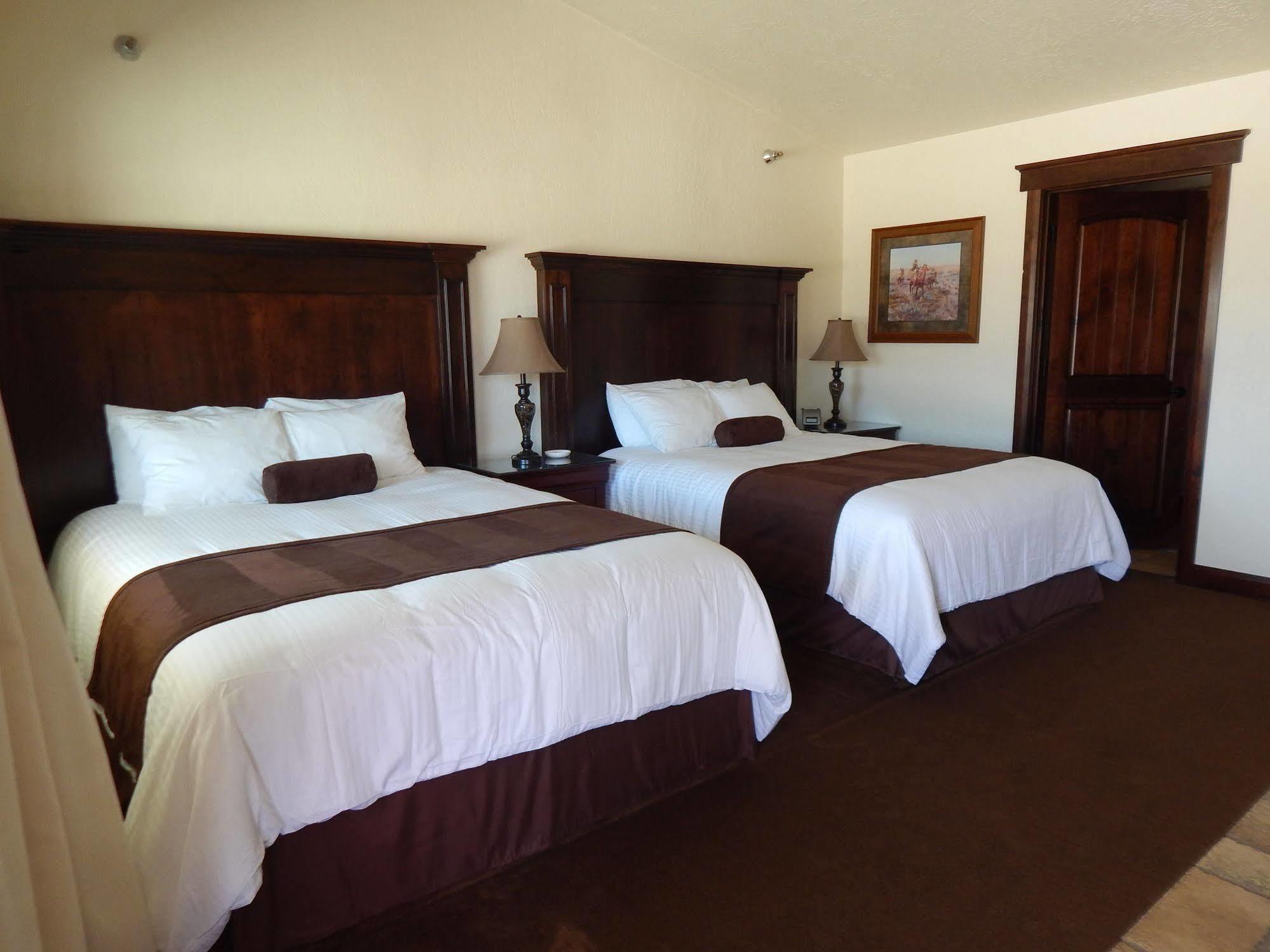 Winterton Suites Уиллистон Экстерьер фото